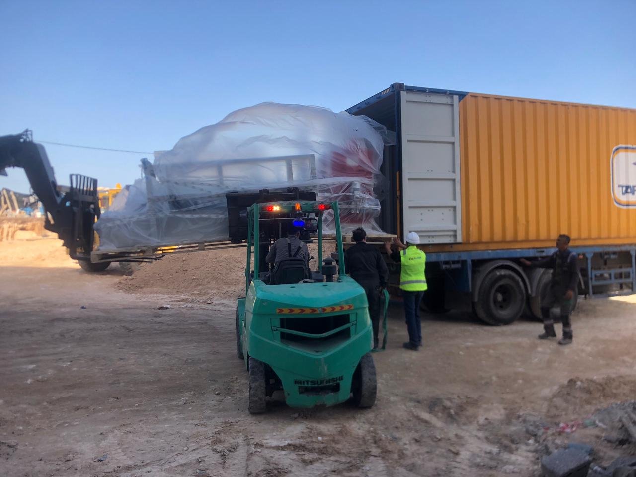 À louer : Chariots élévateurs de haute capacité pour vos besoins de levage !